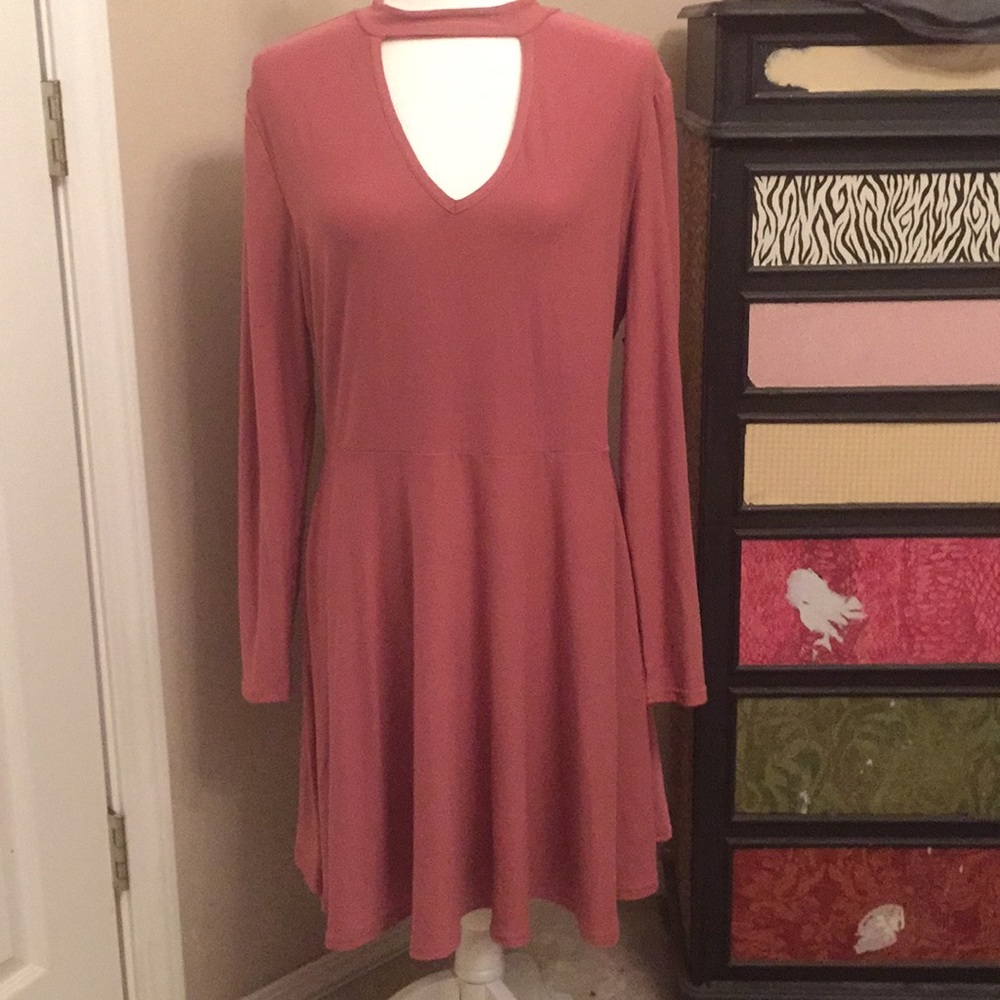 *FINAL Markdown 💕” Cute soft dress! Key hole SzXL